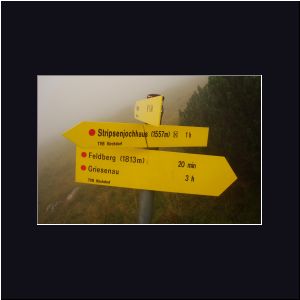 2011-09-18_11-09_StripsenjochHaus_Panorama-Weg (46).JPG